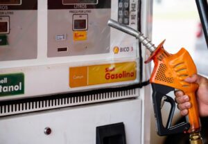 Procon notifica postos sobre aumento abusivo dos preços dos combustíveis