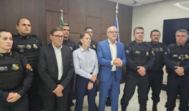 Governador autoriza chamamento de mais 30 oficiais e 400 praças da Polícia Militar