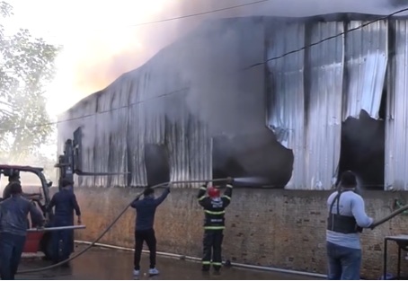 Incêndio atinge depósito de materiais elétricos em Campo Verde