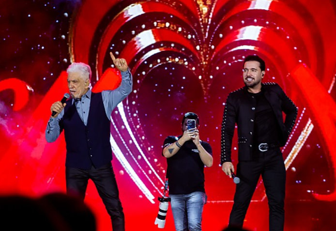 Com show de Matogrosso e Mathias, 25ª Expoverde reuniu grande público na primeira noite