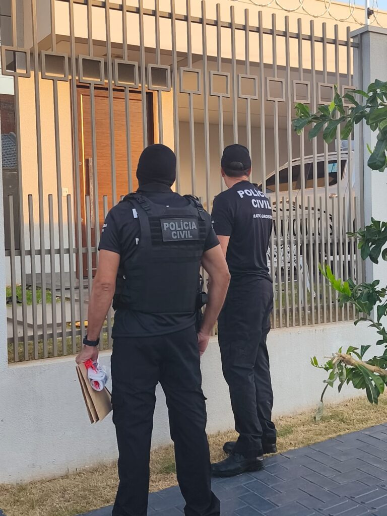 Polícia Civil deflagra operação contra grupo suspeito de desviar veículos e movimentar R$ 50 milhões em um ano